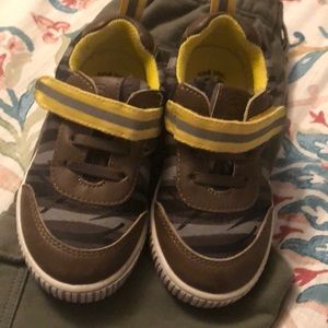 Livie & Luca Boys Vault Sneaker Olive Green
